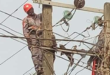 Electricity Distribution Official Electrocuted In Ikotun, Lagos Live On Camera
